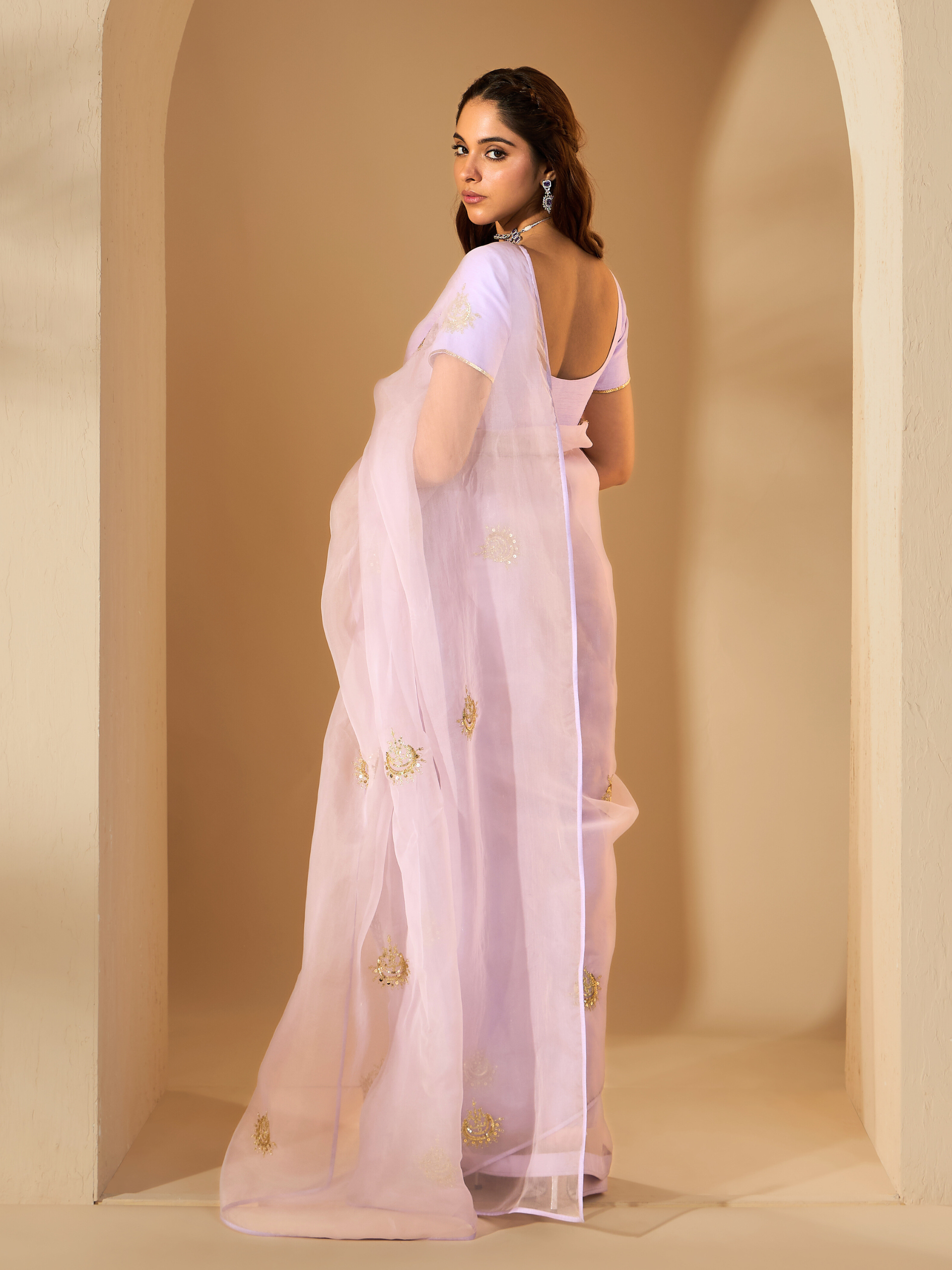 RoohbyRidhimaa- Chaandni Saree Set