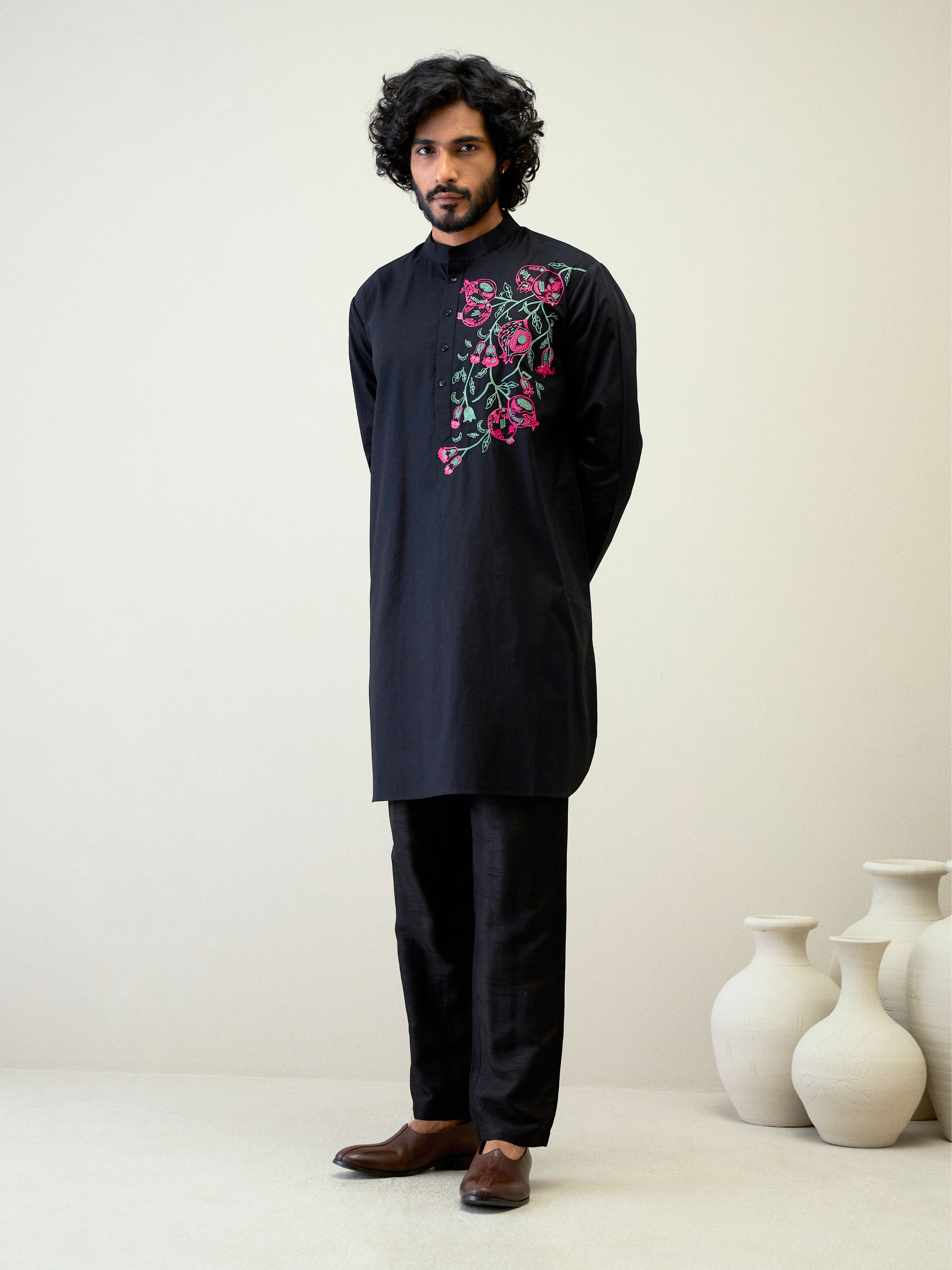 Dastak Kurta Set