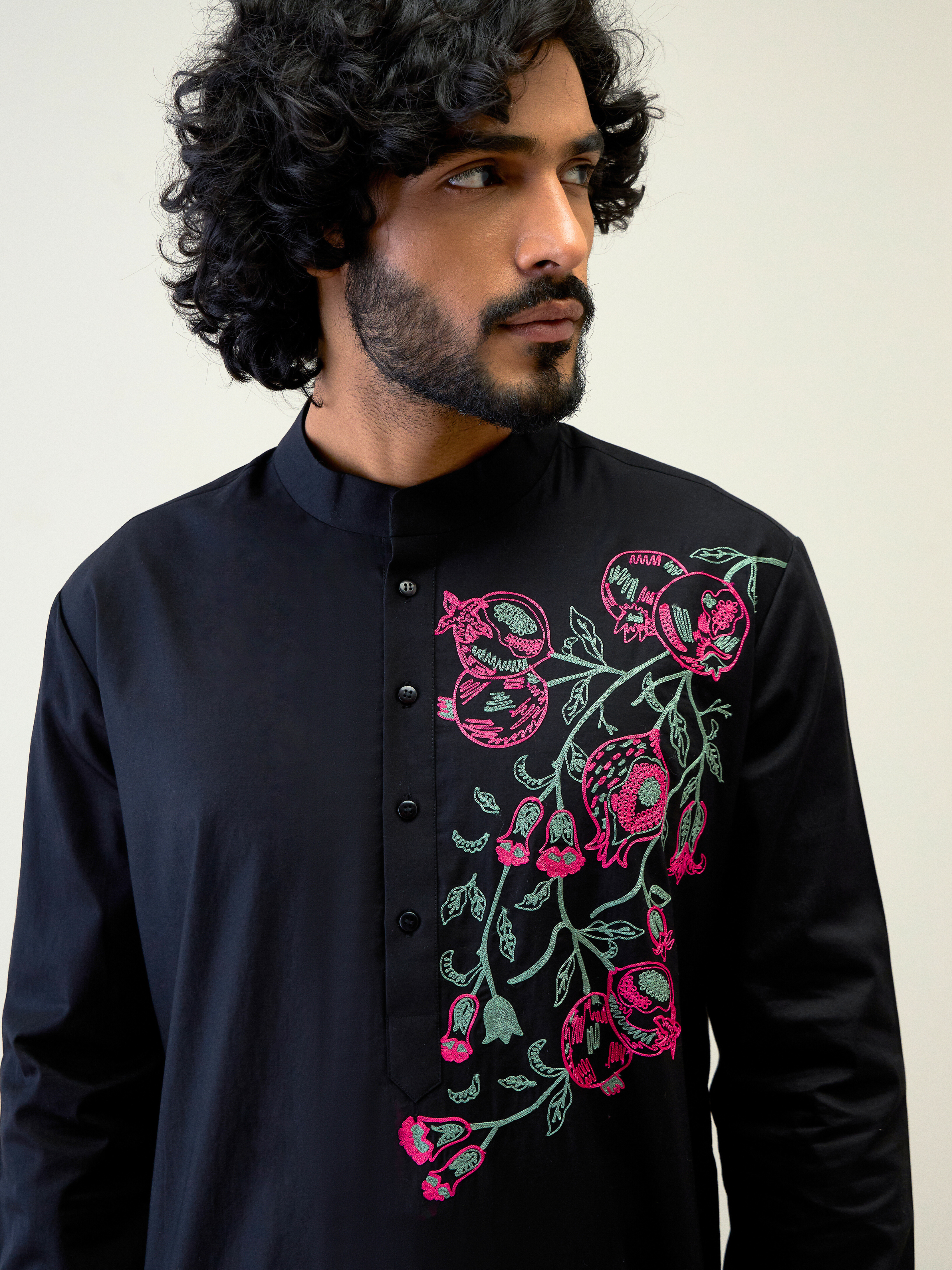 Dastak Kurta Set