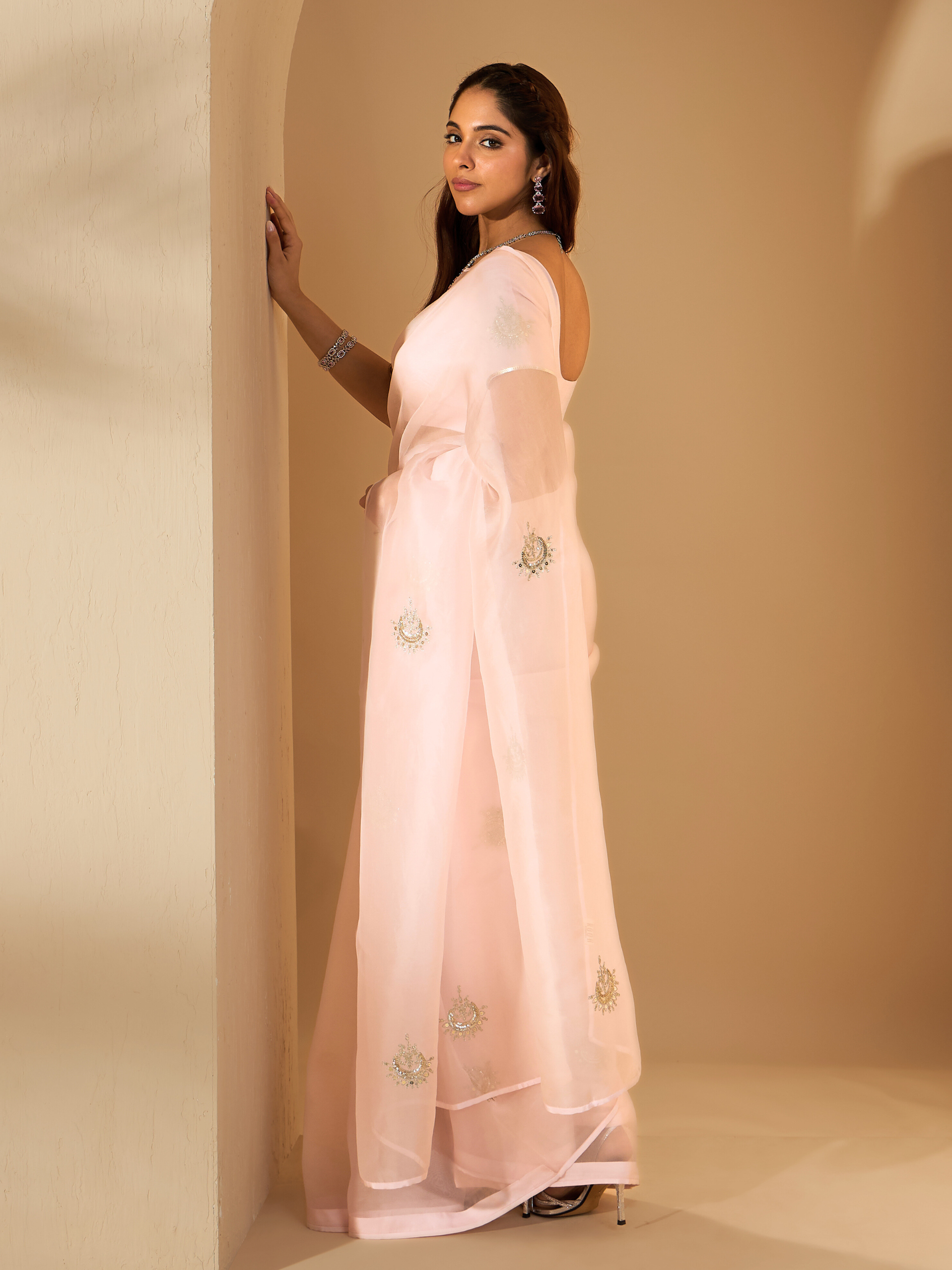 RoohbyRidhimaa- Chaandni Saree Set