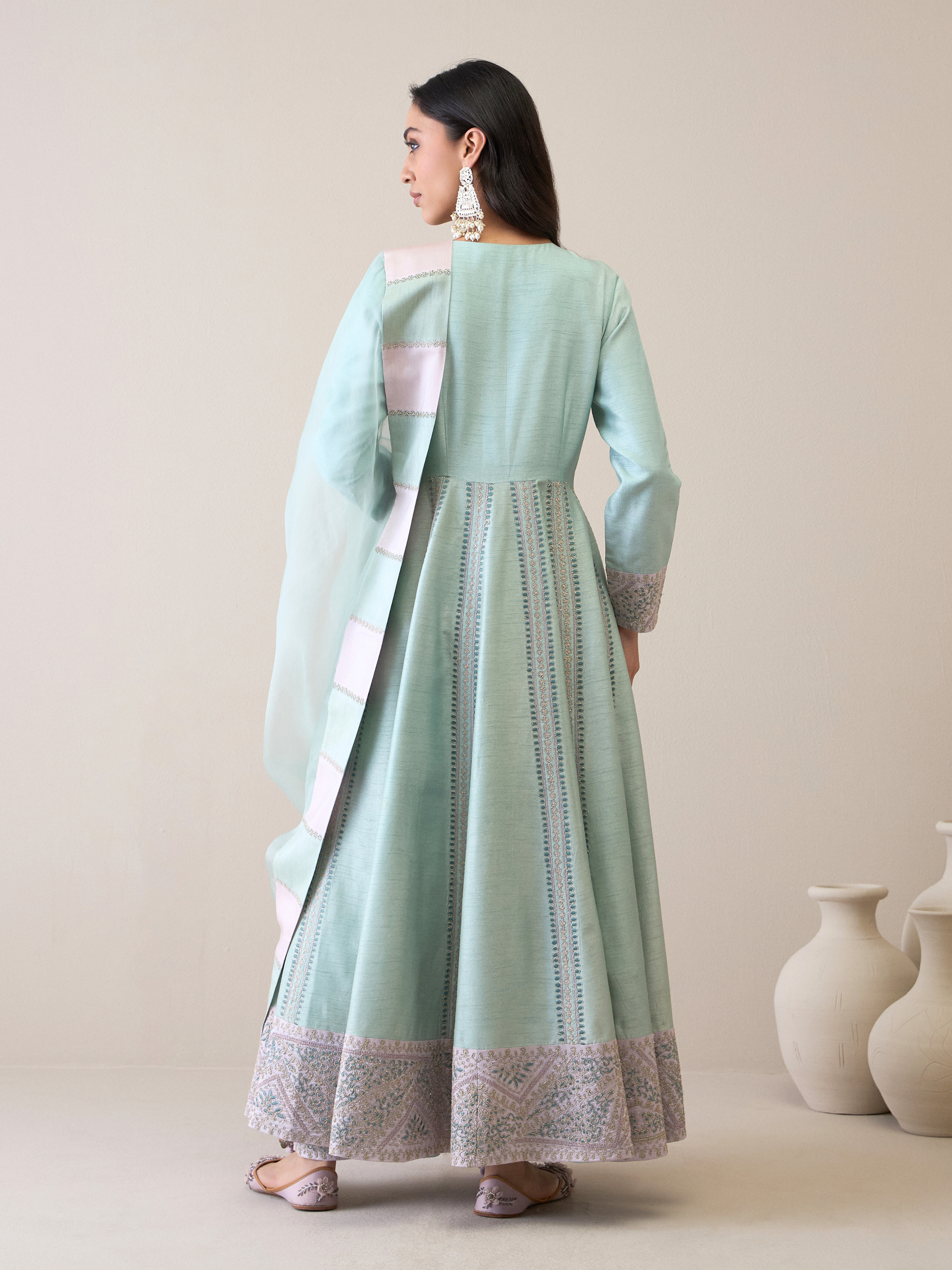 Ridhimaa Gupta- Haneen Kurta Set