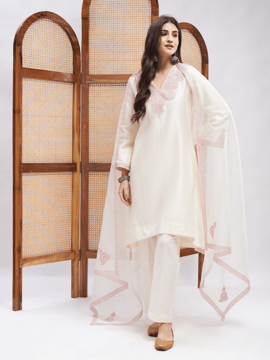 Alfaaz Kurta Set