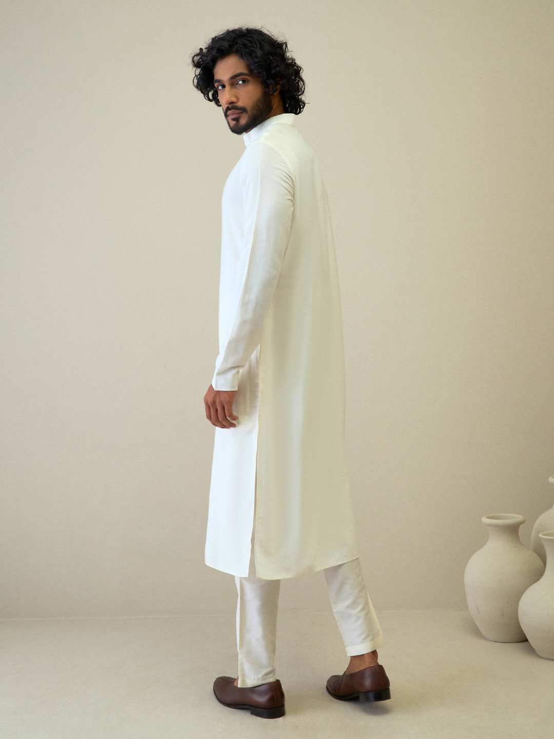 Shwet Kurta Set