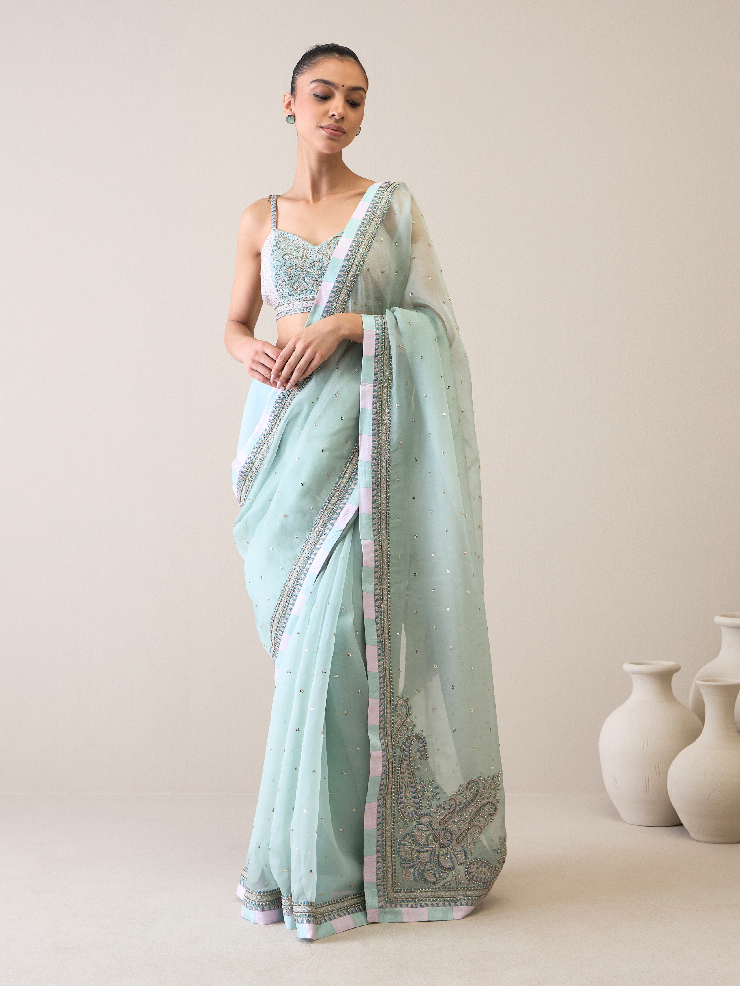 Ridhimaa Gupta- Haneen Saree Set