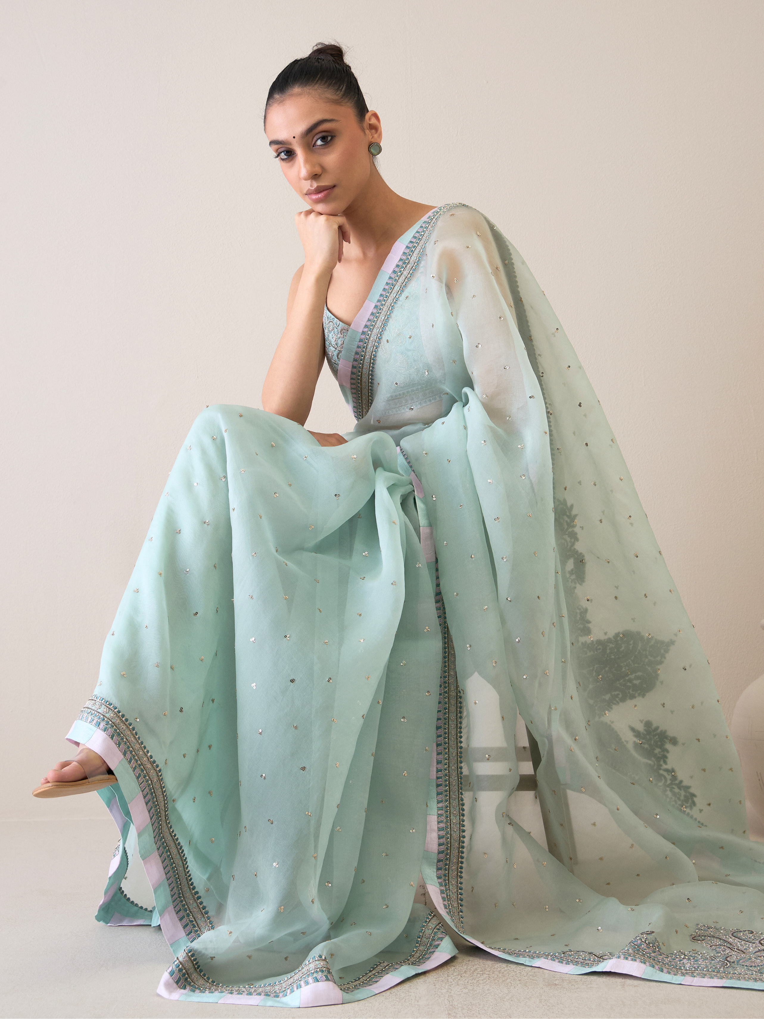 Ridhimaa Gupta- Haneen Saree Set