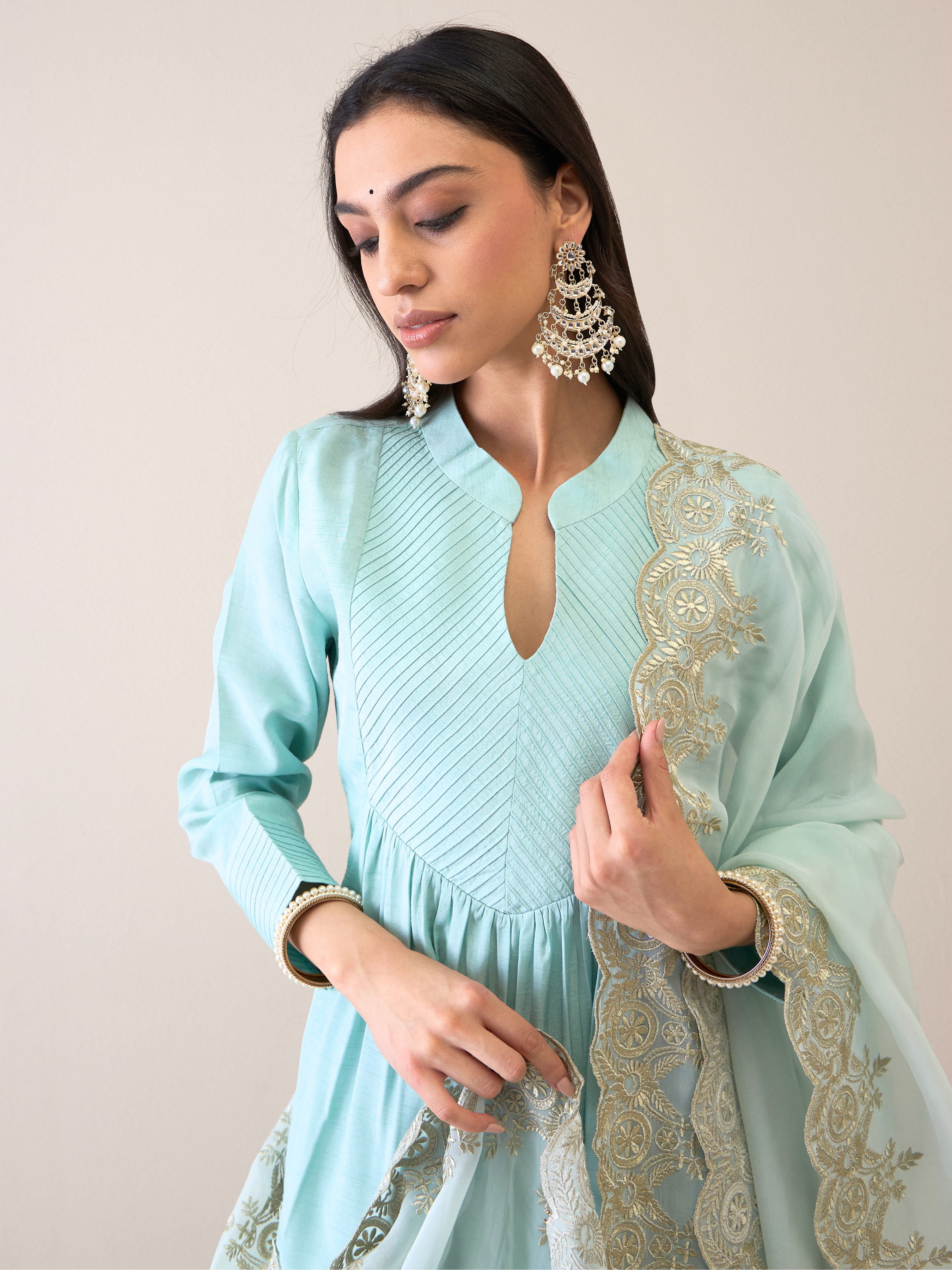 Ridhimaa Gupta- Gumaan Kurta Set