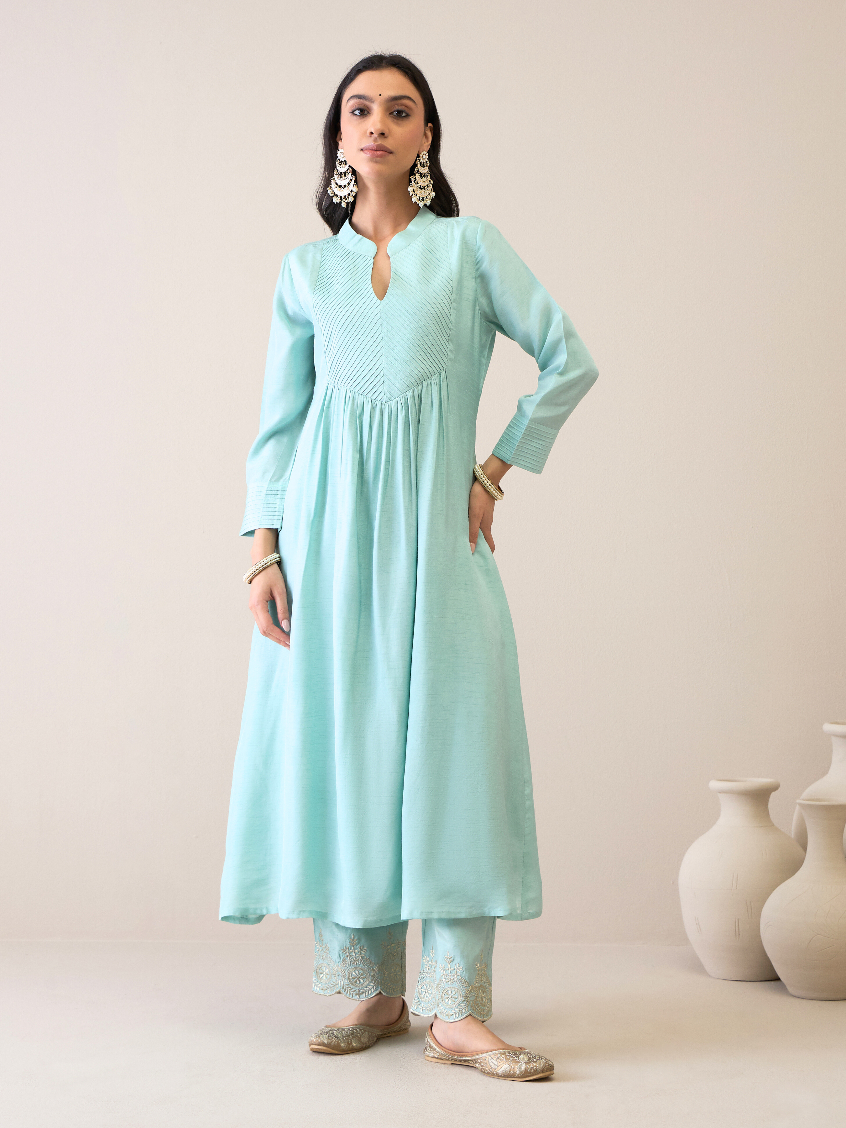 Ridhimaa Gupta- Gumaan Kurta Set