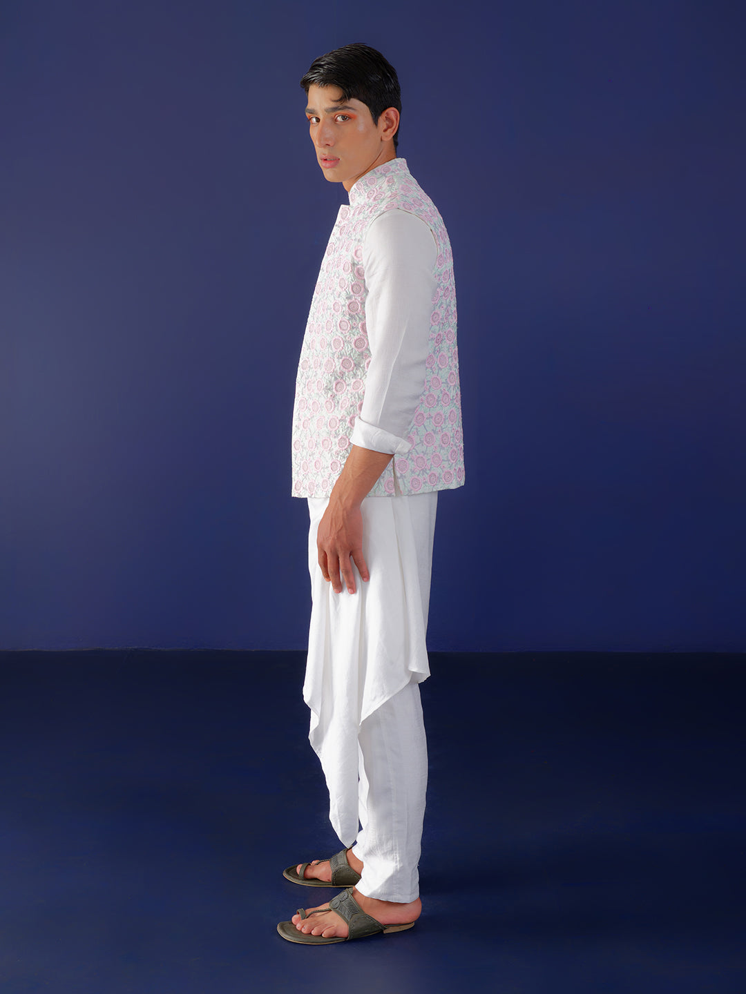 Ridhimaa Gupta- Hamdam Menswear Bundi