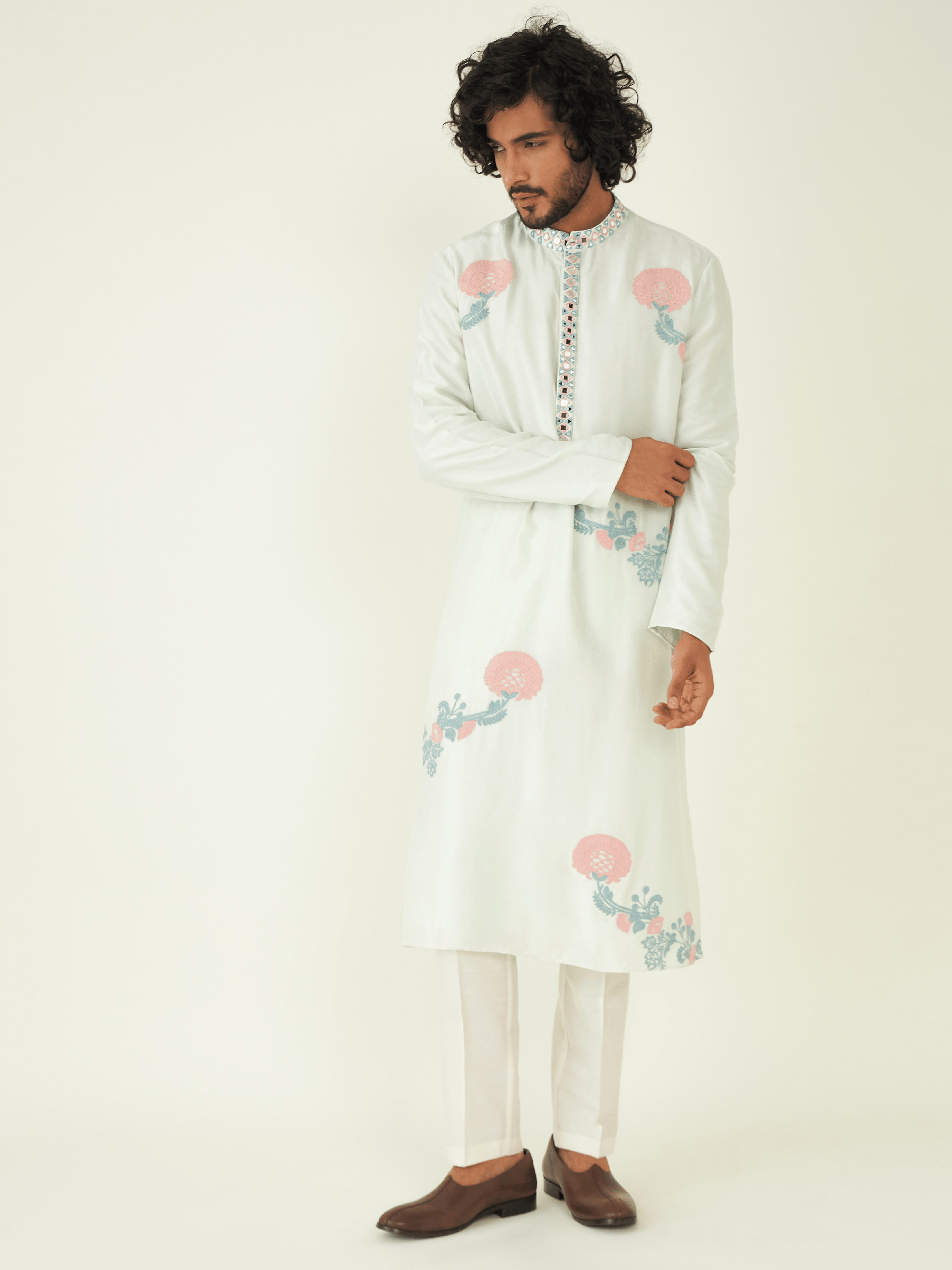 Nazm Kurta Set